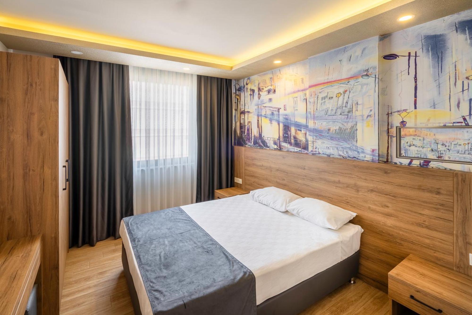 Golden World Suite Hotel อันตัลยา ภายนอก รูปภาพ