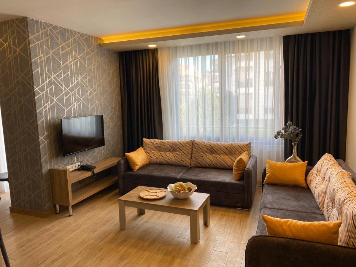 Golden World Suite Hotel อันตัลยา ภายนอก รูปภาพ