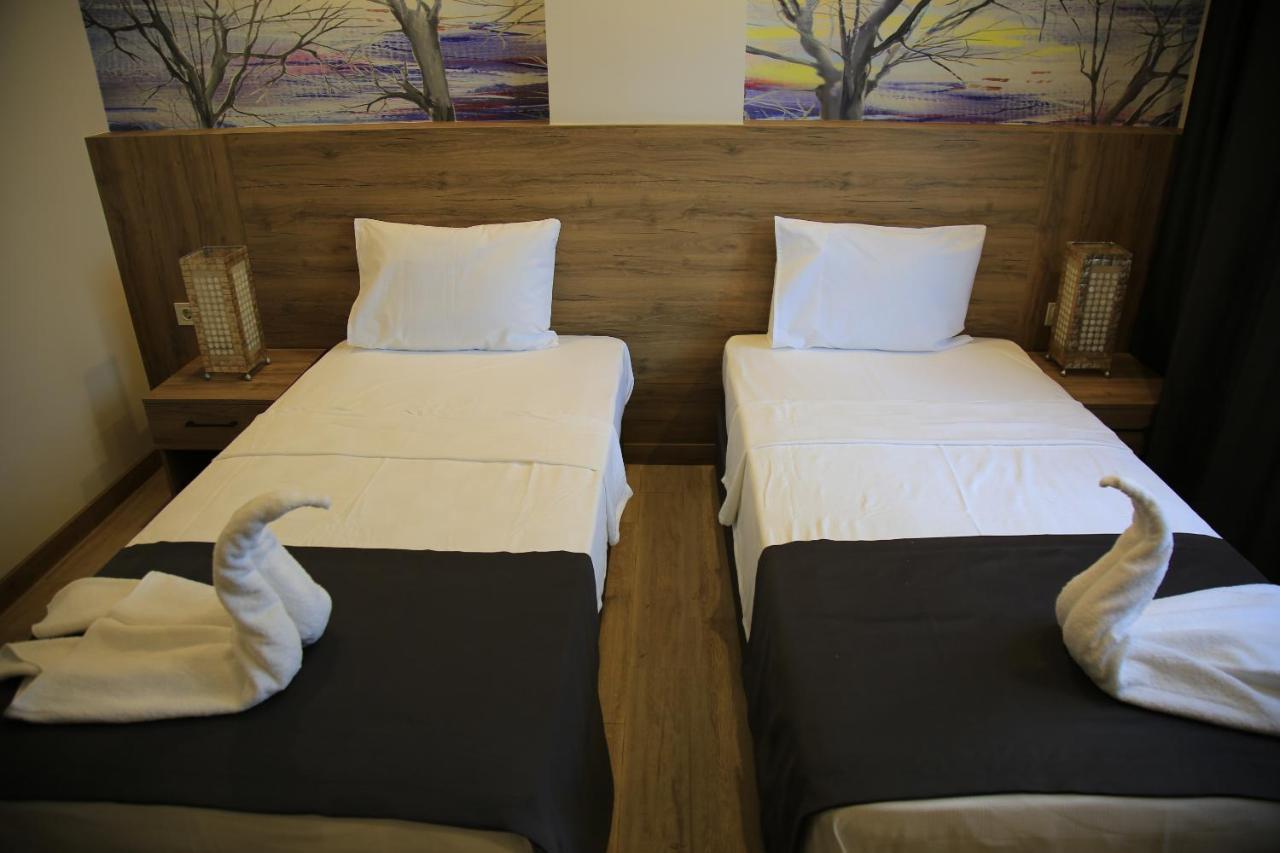 Golden World Suite Hotel อันตัลยา ภายนอก รูปภาพ