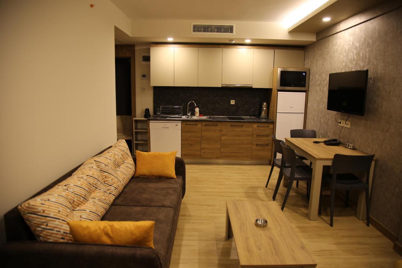 Golden World Suite Hotel อันตัลยา ภายนอก รูปภาพ